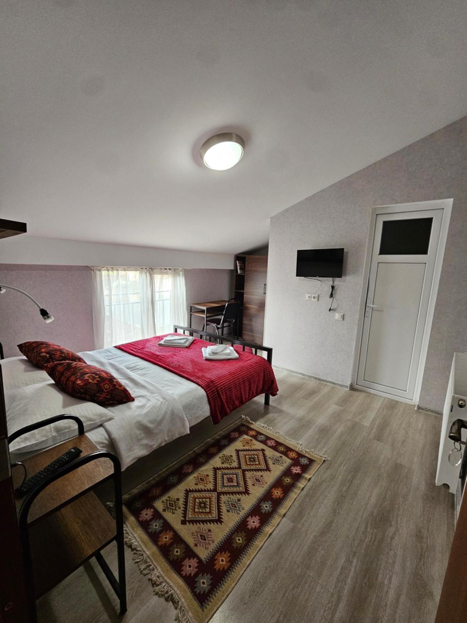 Hotel Tradicia Tbilisi Eksteriør bilde