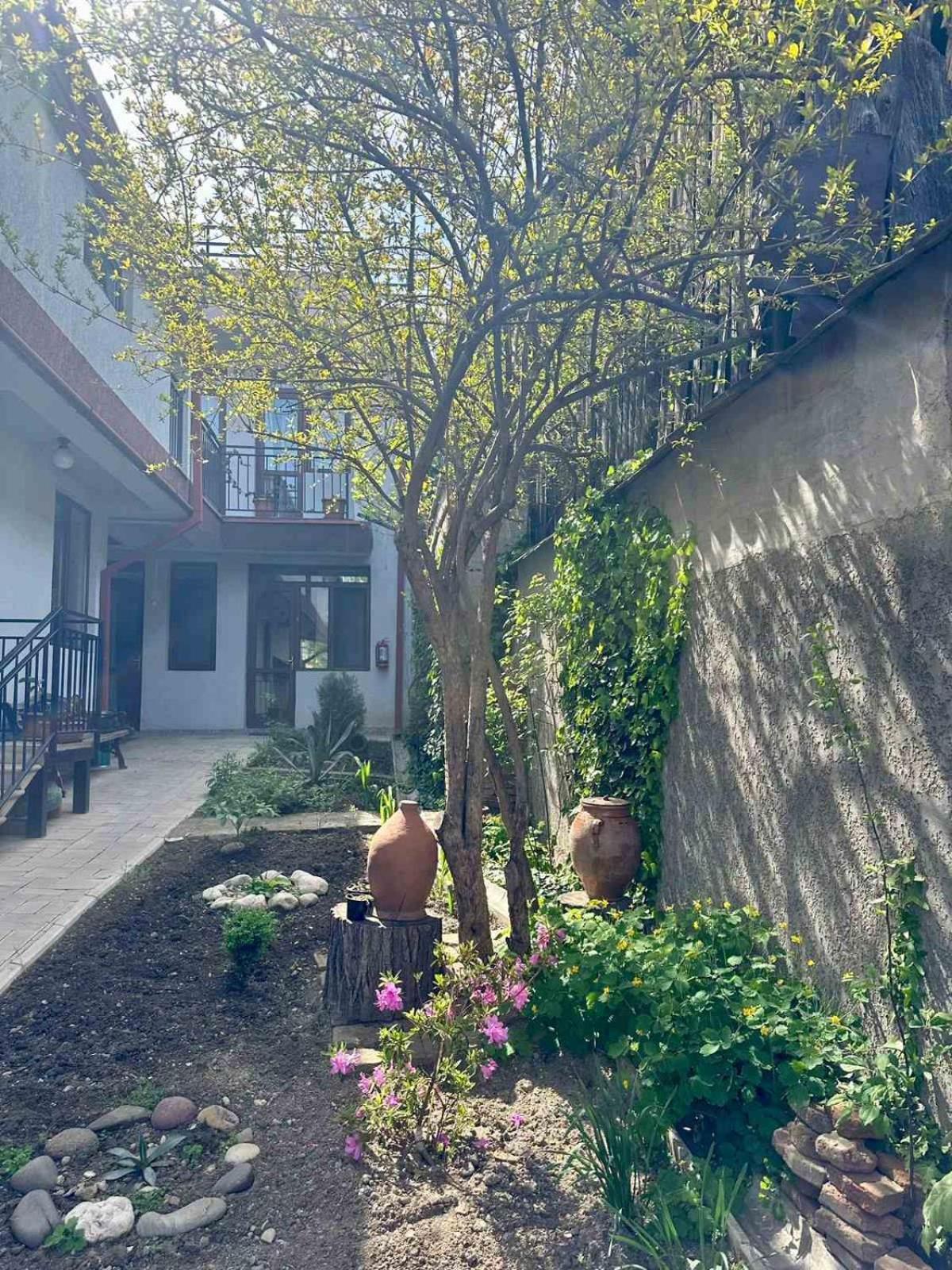 Hotel Tradicia Tbilisi Eksteriør bilde